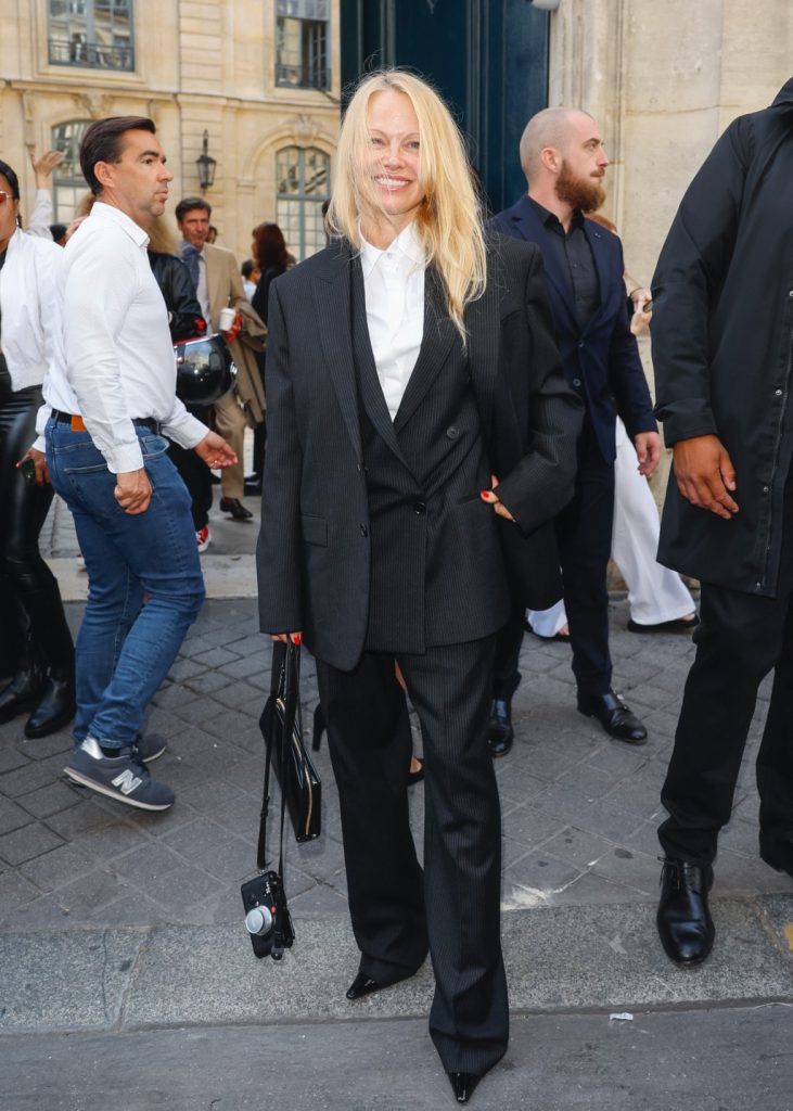 The Only Row That Matters At PFW Is Mary Kate Ashley s Front Row