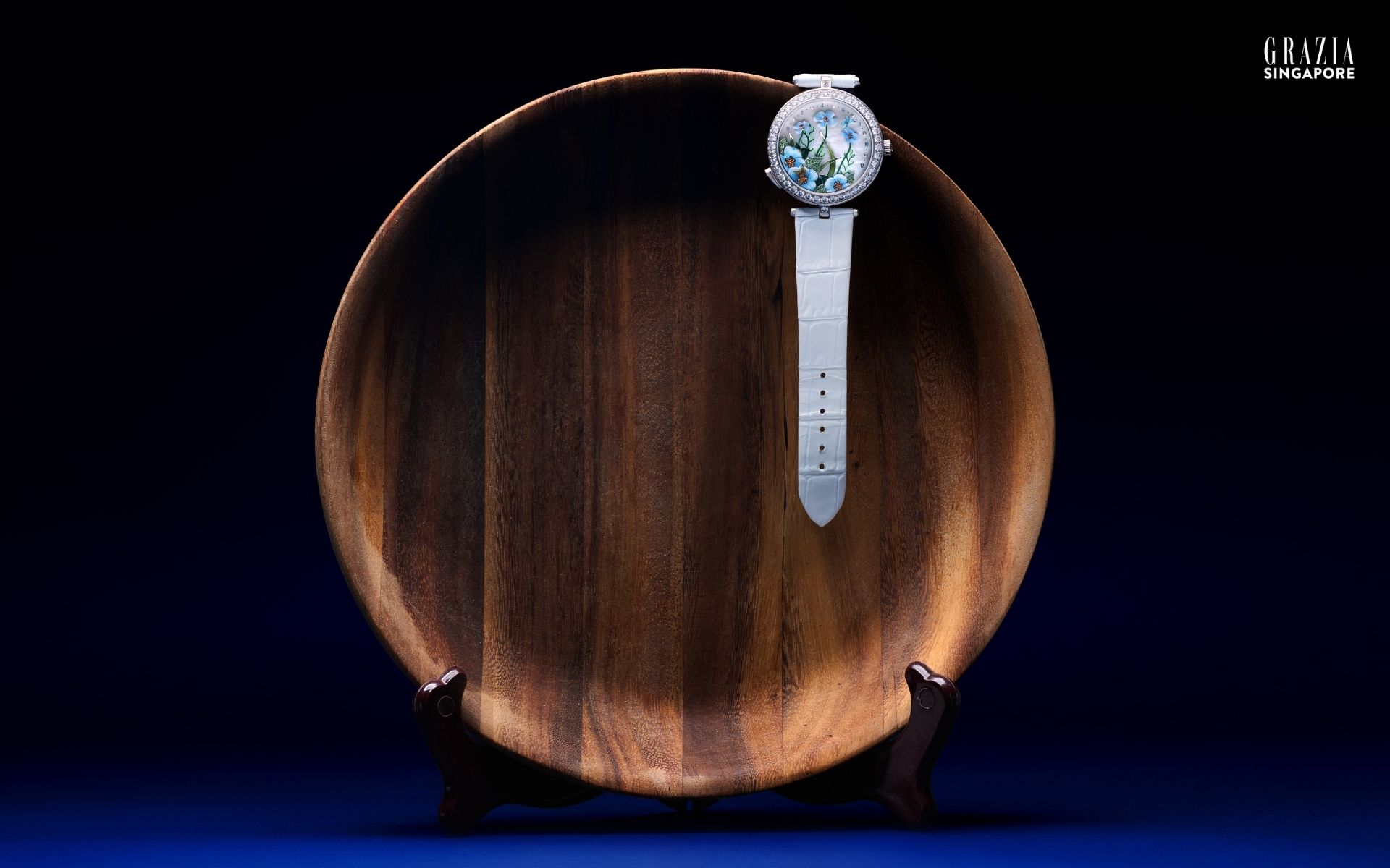 Backstory: Van Cleef & Arpels Lady Arpels Brise d'Été Watch