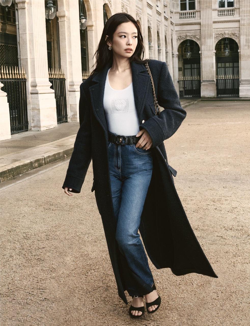 Jennie is the picture of 90s romantic charm as the face of Chanel's Fall-Winter 2025/26 Pre-collection campaign.