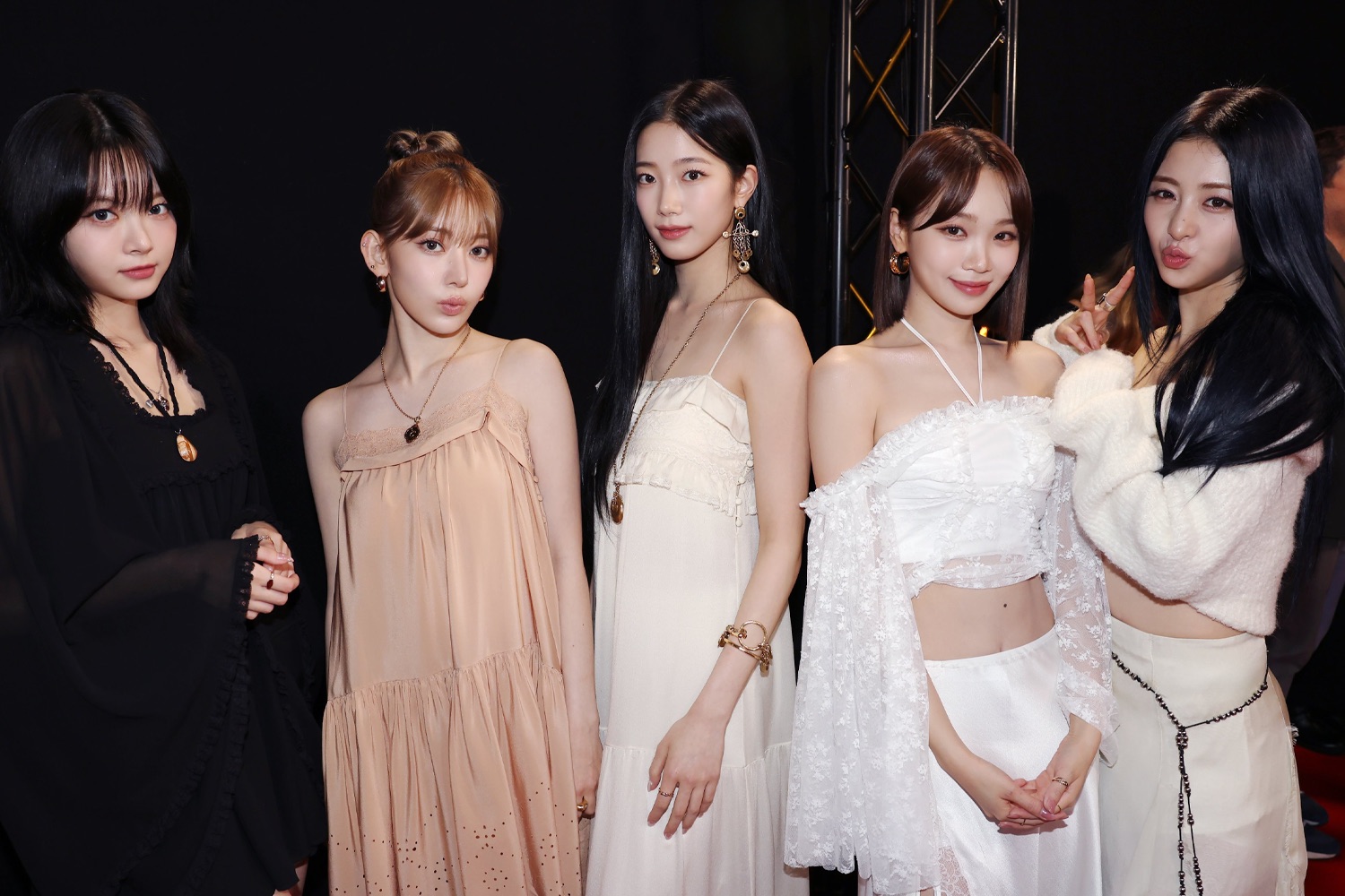 Not only does Le Sserafim promise to light up the stage in Singapore this August, they're also launching an exclusive pop-up for fans.
