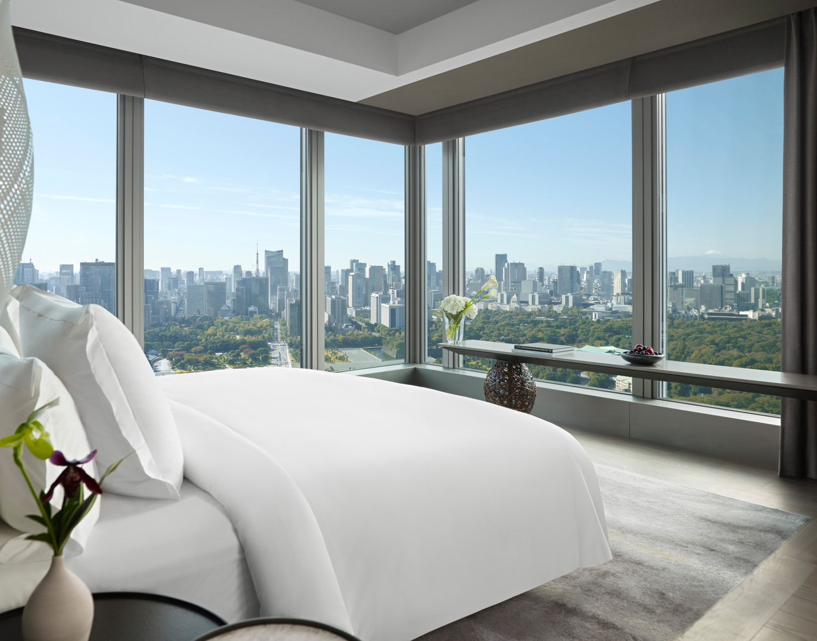 The Four Seasons Hotel Tokyo Otemachi proves that impeccable service and thoughtful hospitality never go out of style