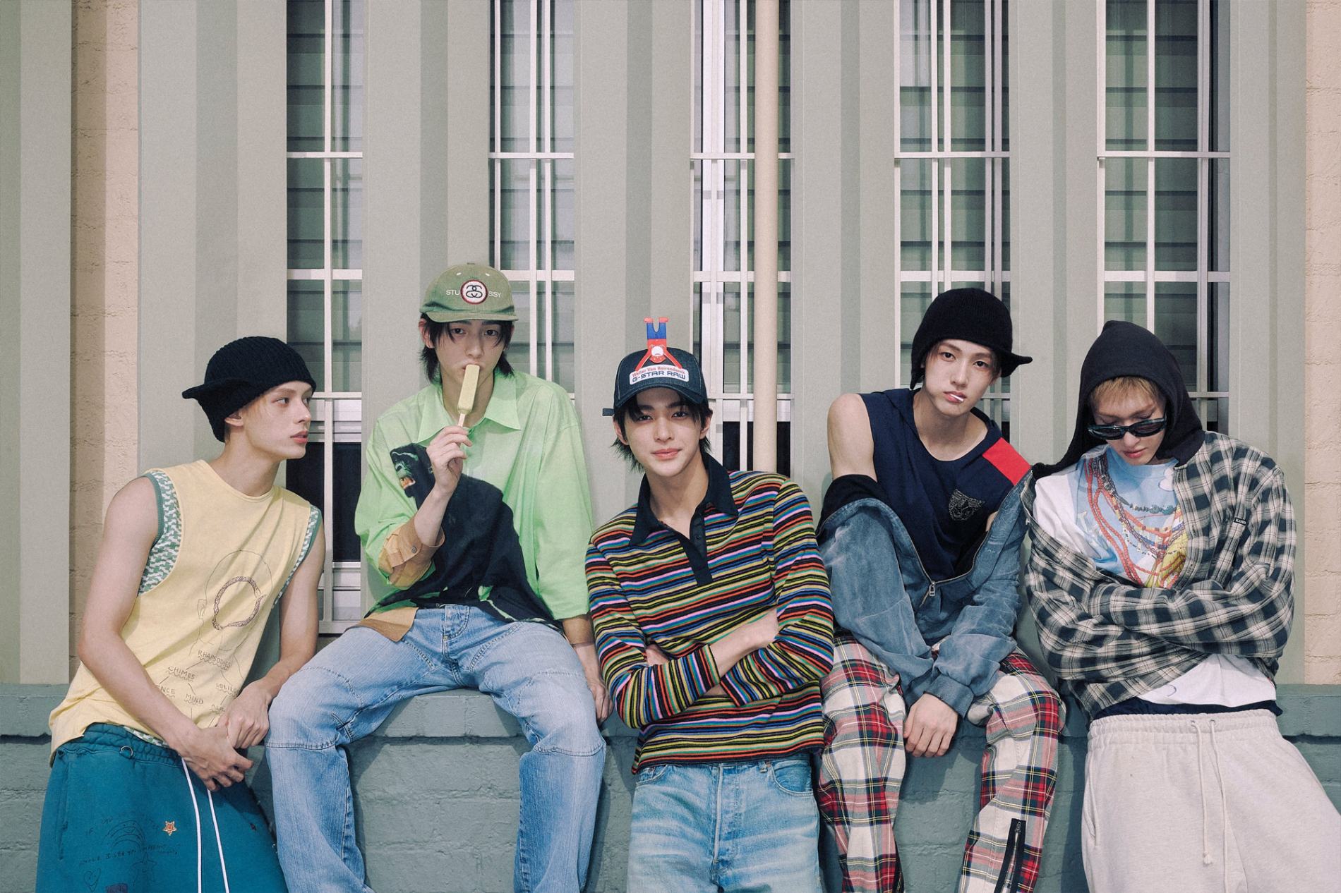 Meet the five members of BigHit Music's new boy group: Cortis. Here, get to know Martin, James, Juhoon, Keonho and Seonghyeon.