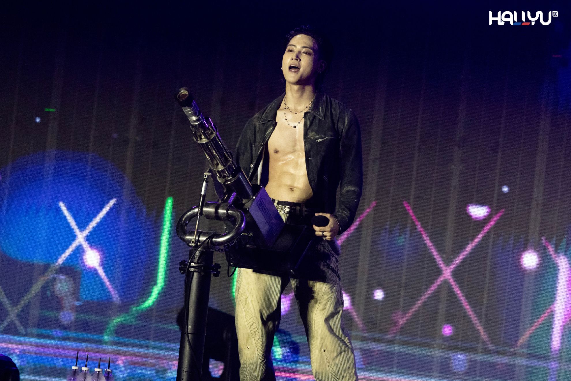 Waterbomb Singapore 2025: From the queens of 2NE1 to hip-hop stars like Lee Young-ji and Ash Island, these were the best acts on Day 2.