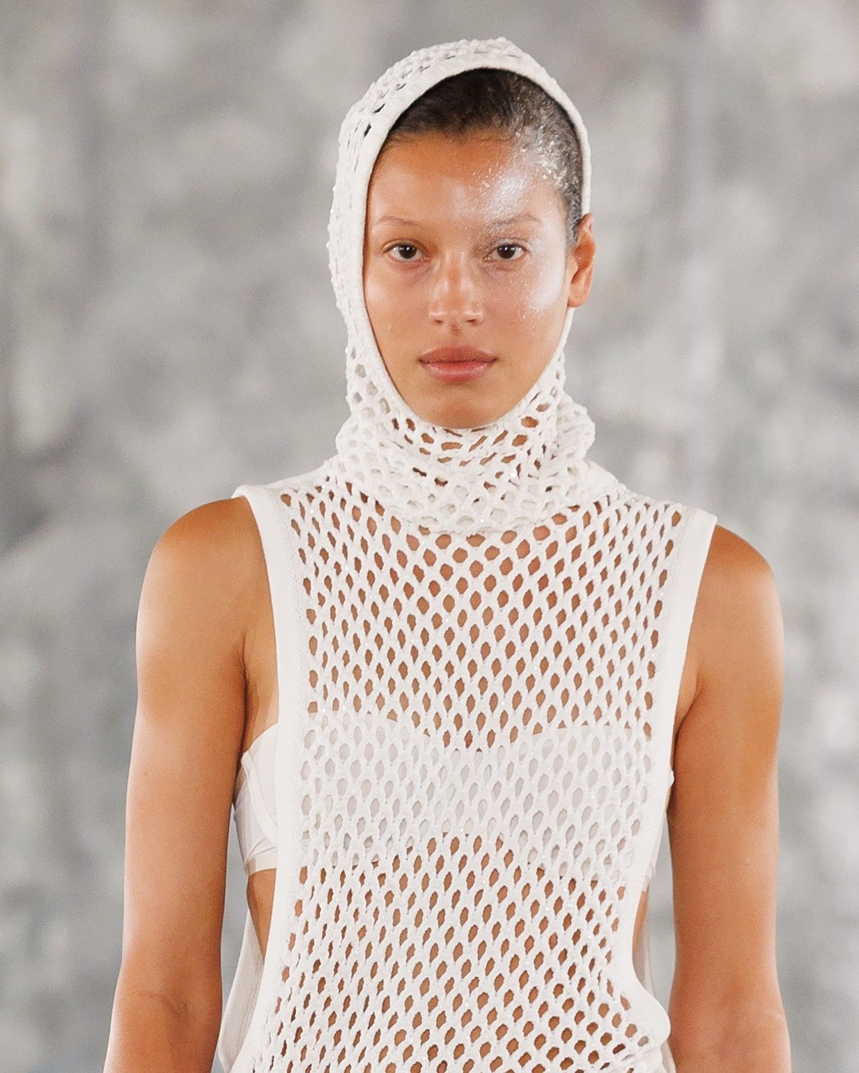 NYFW Spring/Summer 2026: From perilla fringe at Tory Burch to brontouring at Michael Kors, these were the beauty trends from the SS26 runways