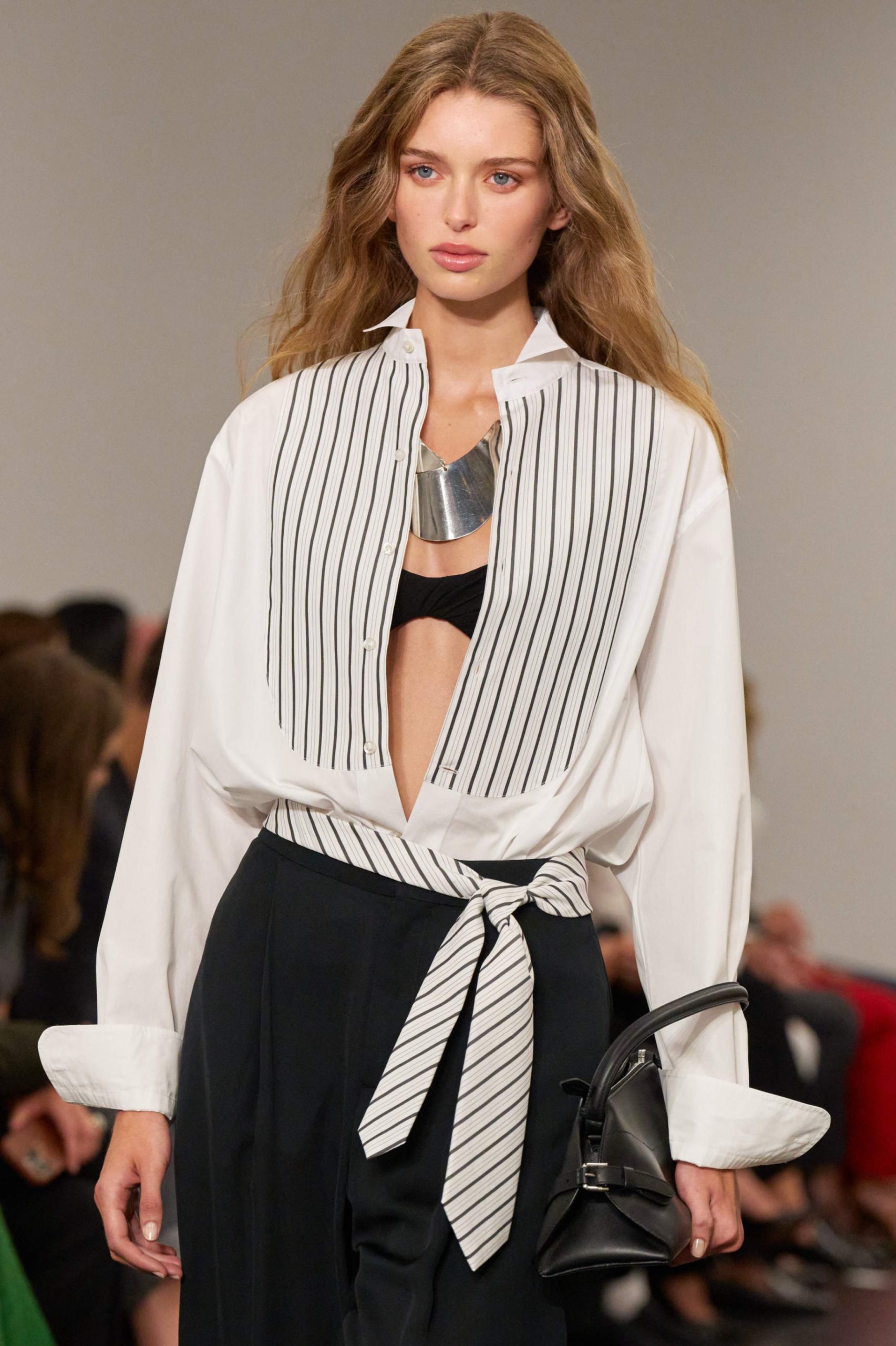NYFW Spring/Summer 2026: From perilla fringe at Tory Burch to brontouring at Michael Kors, these were the beauty trends from the SS26 runways