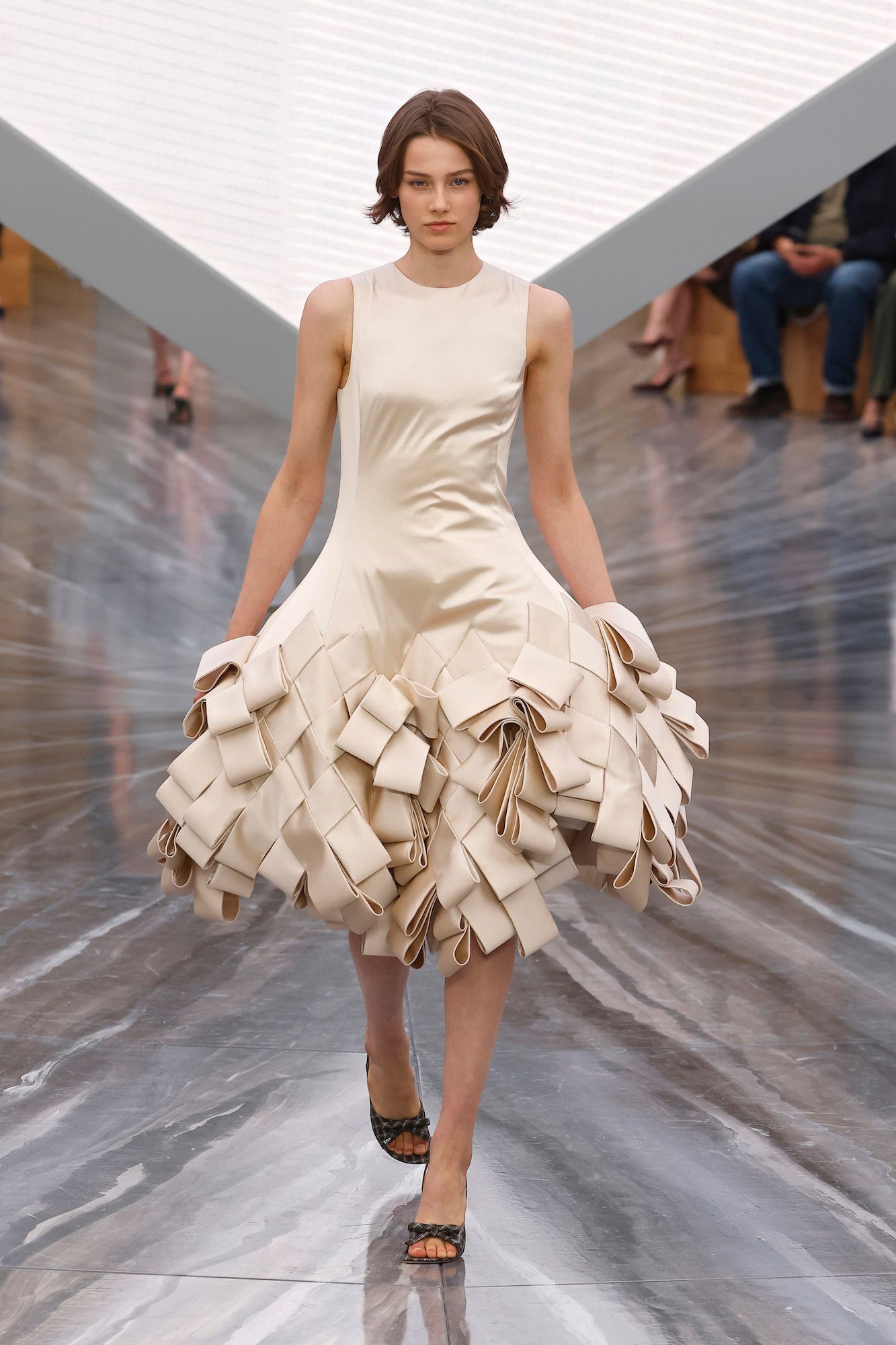 PARIS, FRANCE - OCTOBER 1: (EDITORIAL USE ONLY - For Non-Editorial use please seek approval from Fashion House) A model walks the runway during the Christian Dior Womenswear Spring/Summer 2026 show as part of Paris Fashion Week on October 1, 2025 in Paris, France. (Photo by Estrop/Getty Images)
