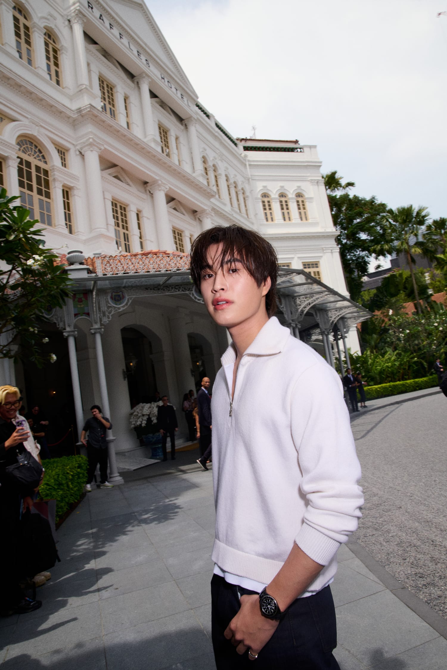 From Becky Armstrong to Raye and Tilda Swinton, a dazzling slate of celebrities turned up for the Chanel Cruise 2025/2026 show in Singapore.